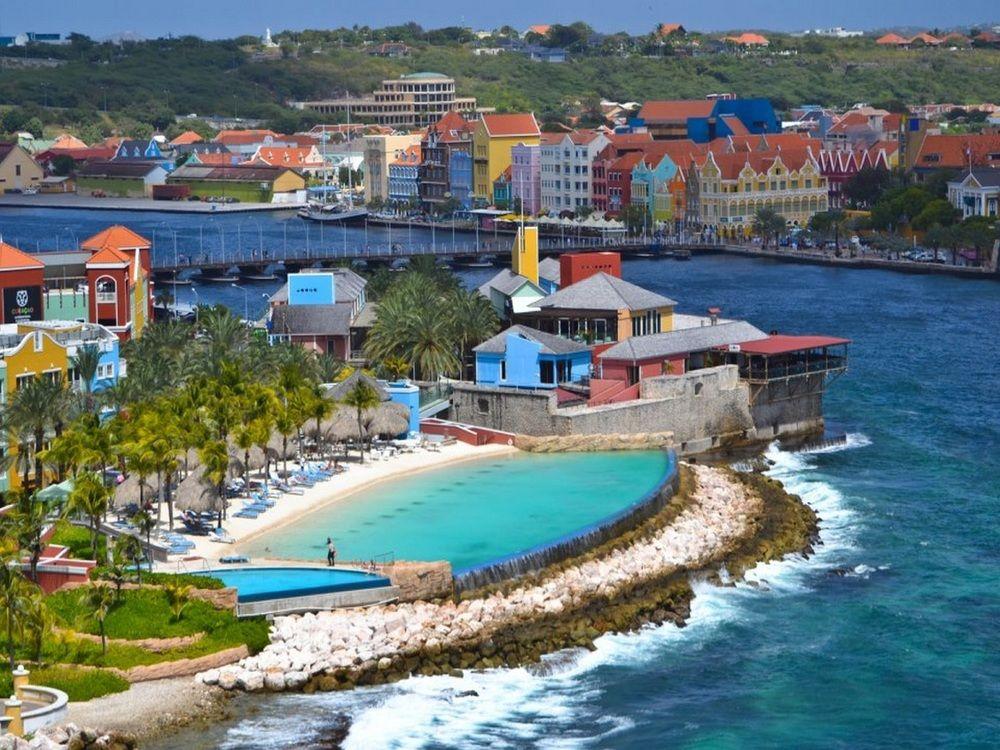 Renaissance Wind Creek Curacao Resort Вилемстад Екстериор снимка