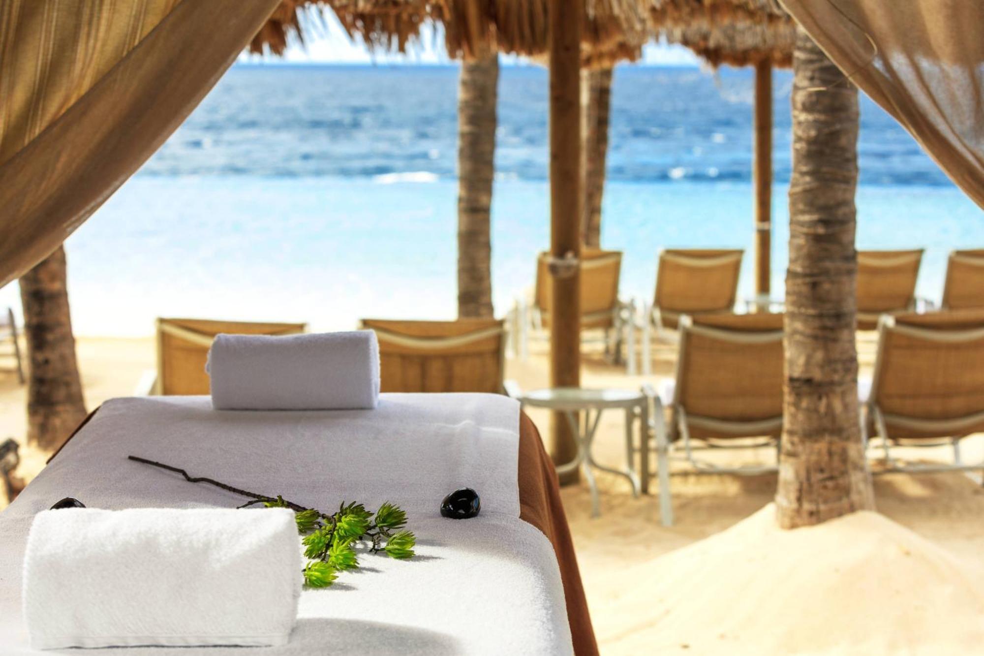 Renaissance Wind Creek Curacao Resort Вилемстад Екстериор снимка