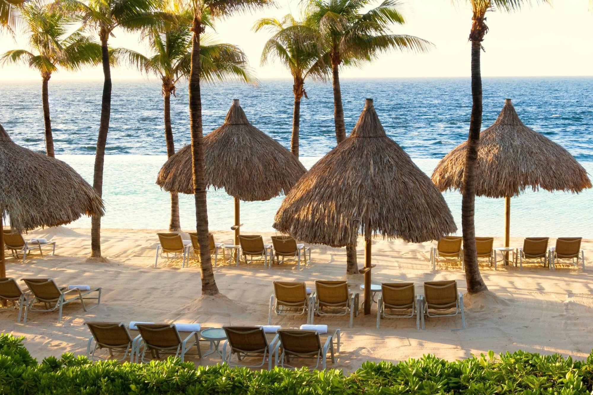 Renaissance Wind Creek Curacao Resort Вилемстад Екстериор снимка