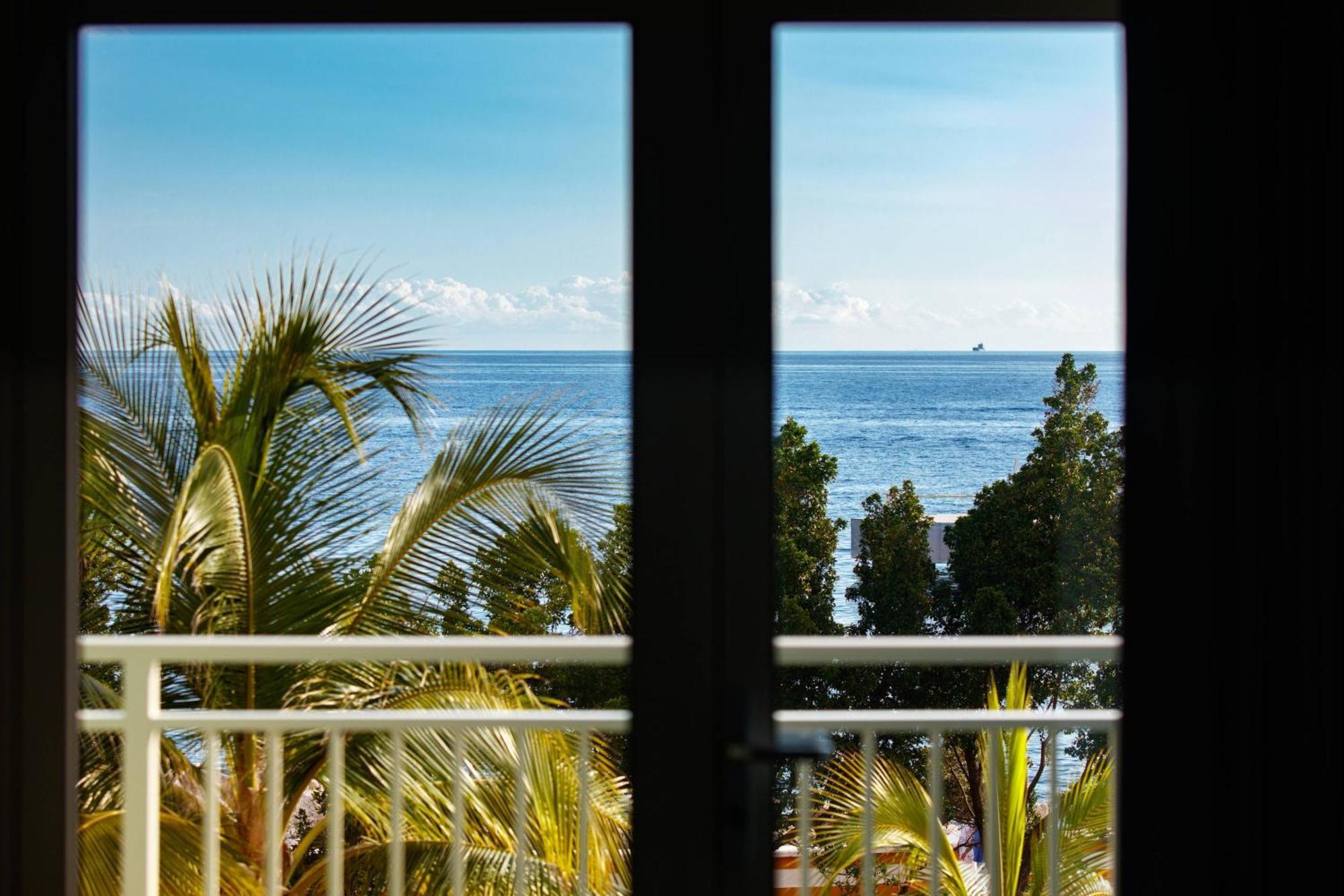 Renaissance Wind Creek Curacao Resort Вилемстад Екстериор снимка